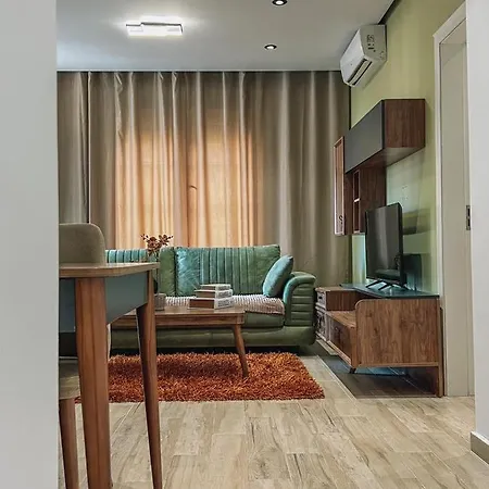 Apartment Lovely D18 *